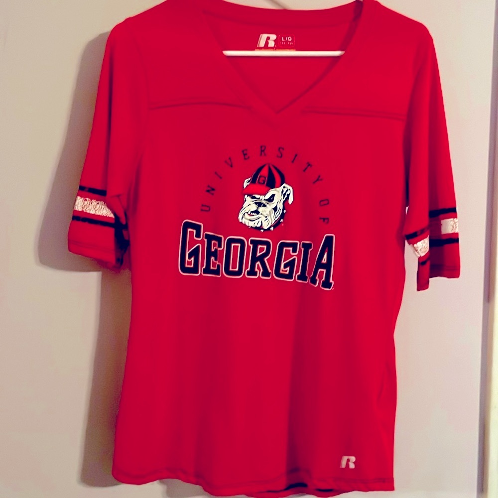 Russell Brand, Georgia bulldog T-shirt